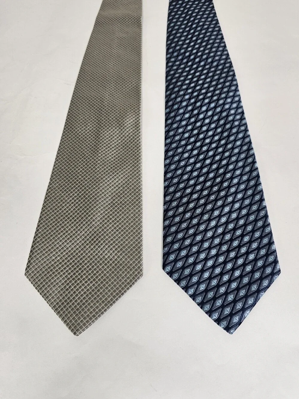 Bundle Of 2 Luxury 100% Silk  Neckties Grey Grid & Navy Geometric Ties